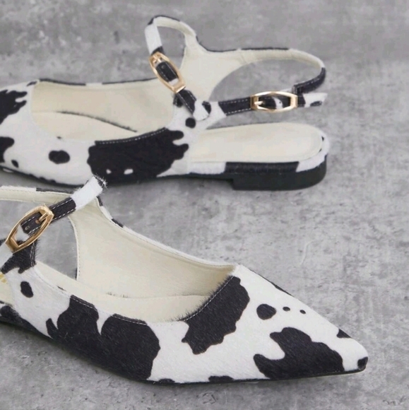 Women's Cow Pointed Toe Comfort Soft Slip On Flats - Picture 3 of 5